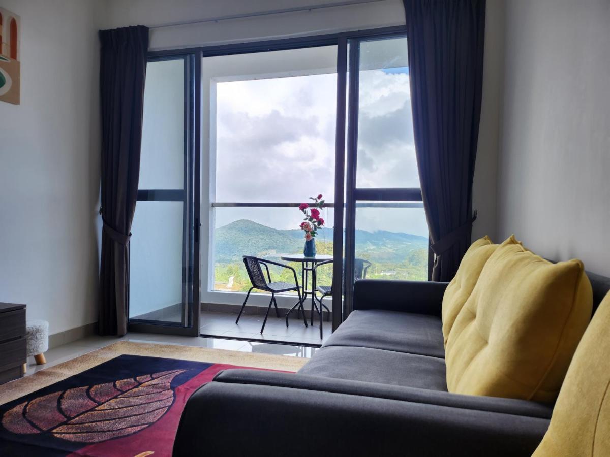 Relax Bear Homestay Tanah Rata Extérieur photo