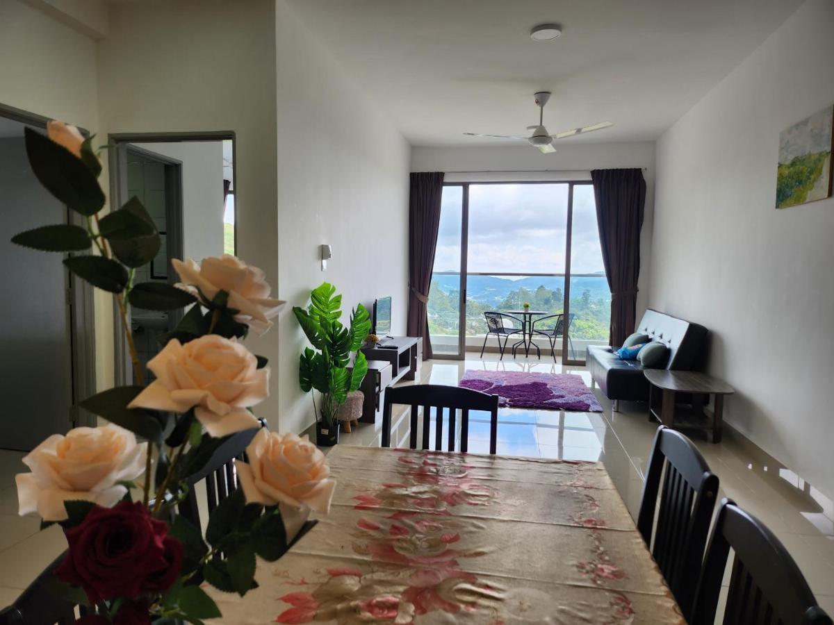 Relax Bear Homestay Tanah Rata Extérieur photo
