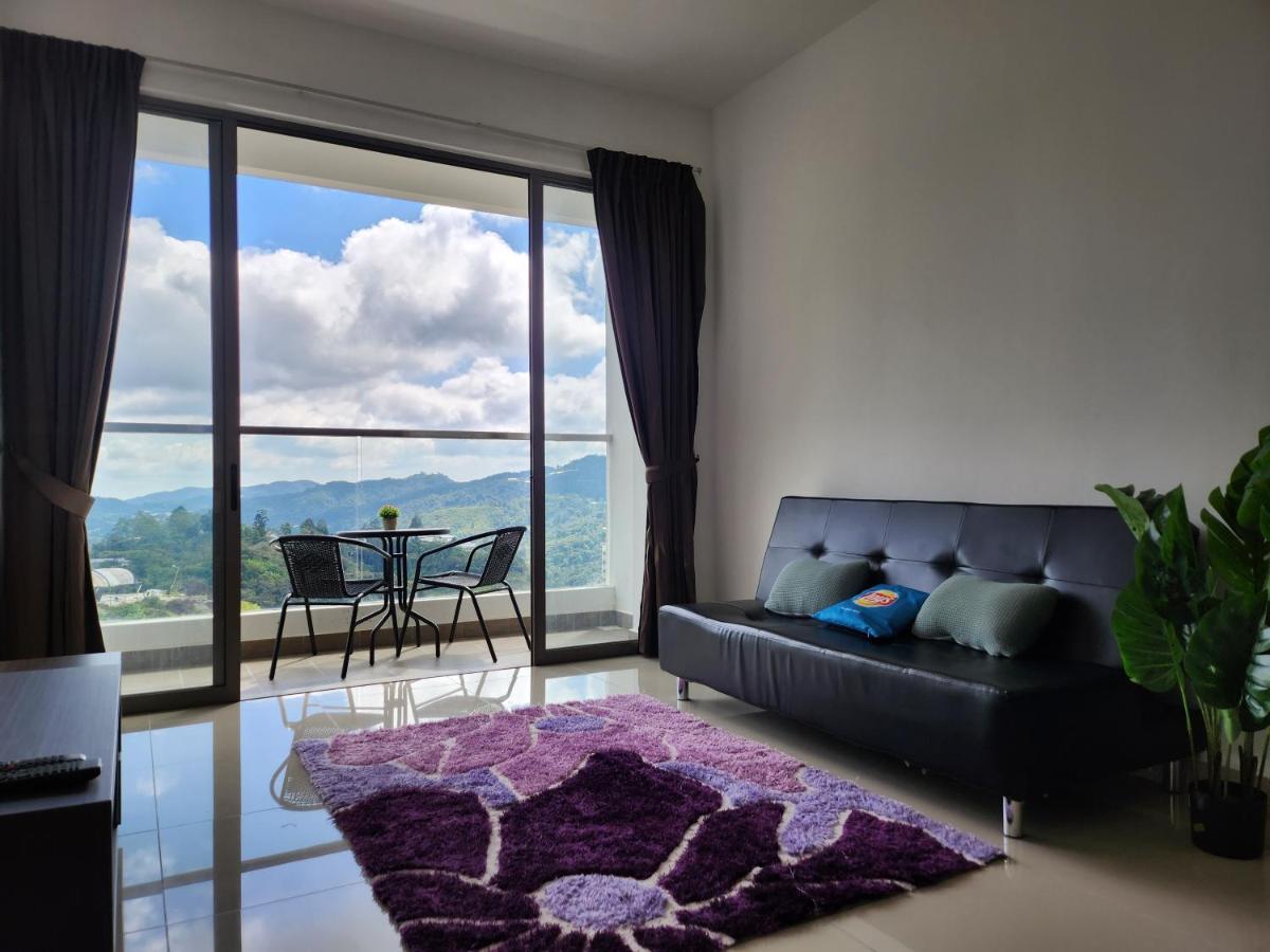 Relax Bear Homestay Tanah Rata Extérieur photo