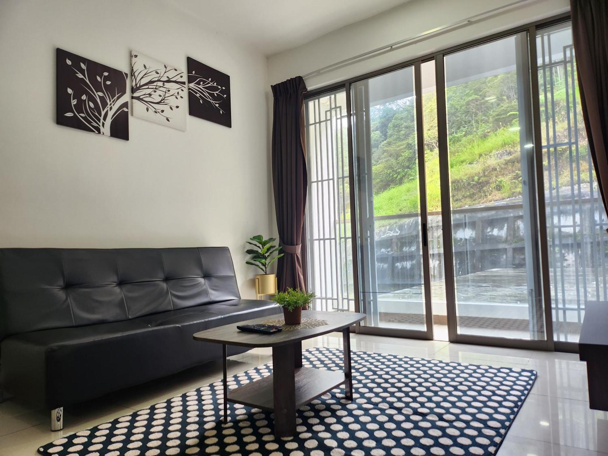 Relax Bear Homestay Tanah Rata Extérieur photo